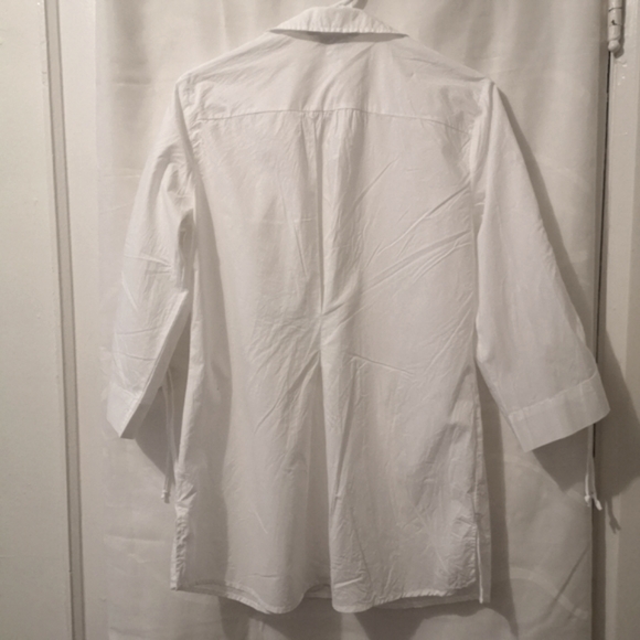 3/$20 Woolworths white cotton top - Picture 7 of 14